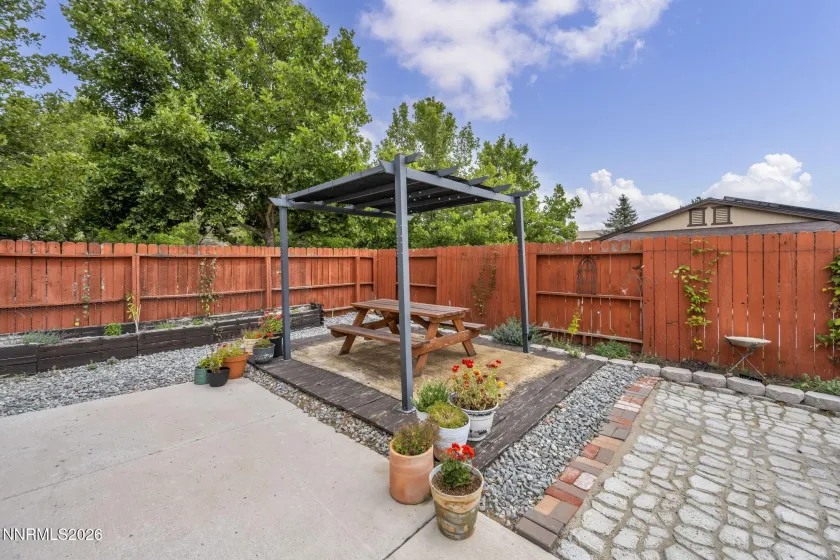 17522 Javalina, Reno, Nevada 89508, 3 Bedrooms Bedrooms, ,2 BathroomsBathrooms,Residential,Residential,Javalina,0,260011270