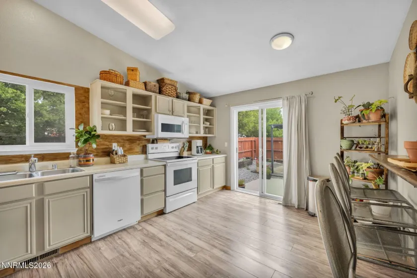 17522 Javalina, Reno, Nevada 89508, 3 Bedrooms Bedrooms, ,2 BathroomsBathrooms,Residential,Residential,Javalina,0,260011270