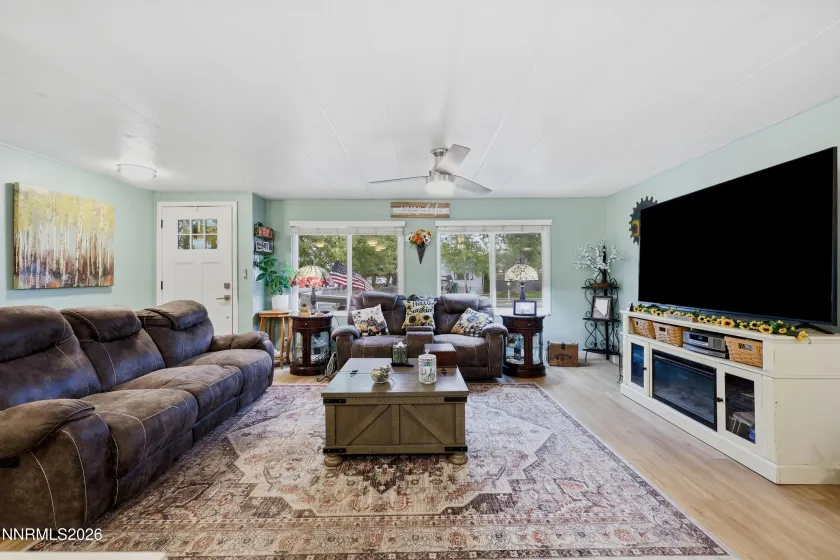 45 Bryan, Carson City, Nevada 89706, 3 Bedrooms Bedrooms, ,2 BathroomsBathrooms,Residential,Residential,Bryan,0,260011272