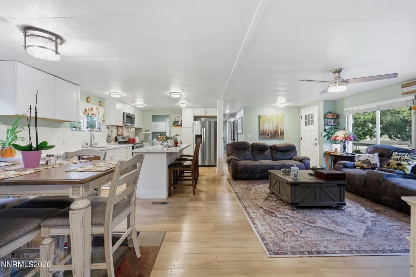 45 Bryan, Carson City, Nevada 89706, 3 Bedrooms Bedrooms, ,2 BathroomsBathrooms,Residential,Residential,Bryan,0,260011272