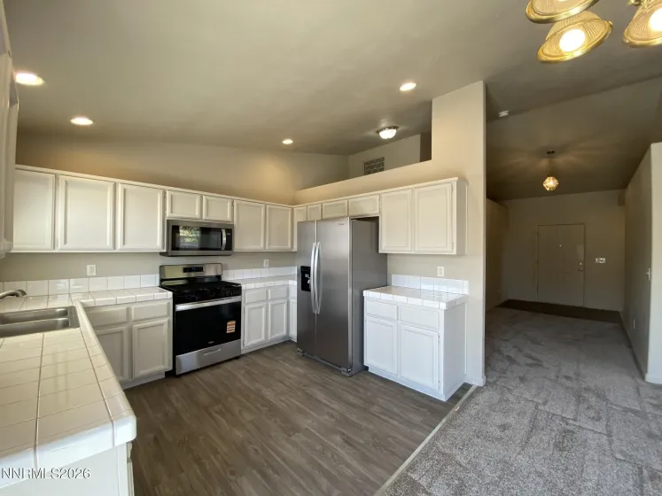 2197 Ellice, Fernley, Nevada 89408, 3 Bedrooms Bedrooms, ,2 BathroomsBathrooms,Residential,Residential,Ellice,0,260011275