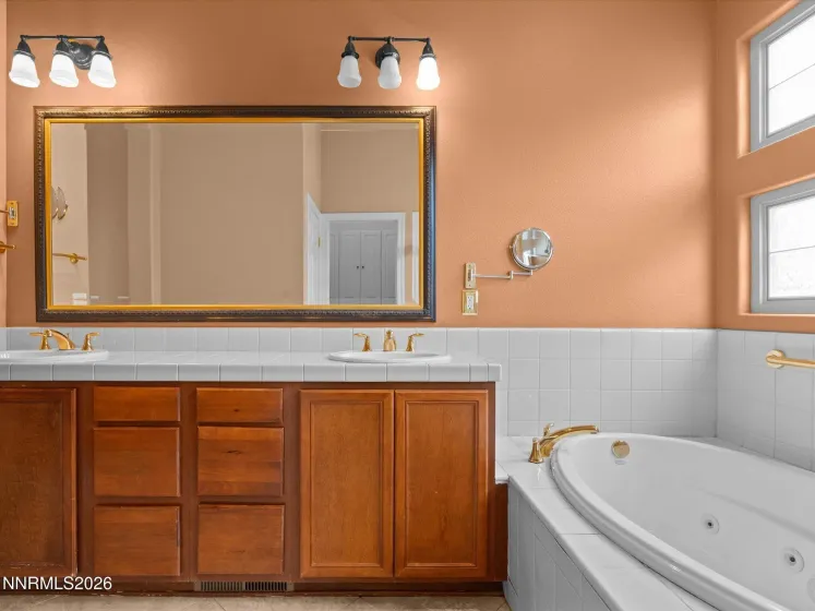 1499 Vicenza, Sparks, Nevada 89434, 2 Bedrooms Bedrooms, ,2 BathroomsBathrooms,Residential,Residential,Vicenza,0,260011279