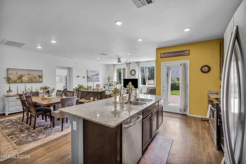 6738 Coyote Call, Sparks, Nevada 89436, 3 Bedrooms Bedrooms, ,2 BathroomsBathrooms,Residential,Residential,Coyote Call,0,260011267