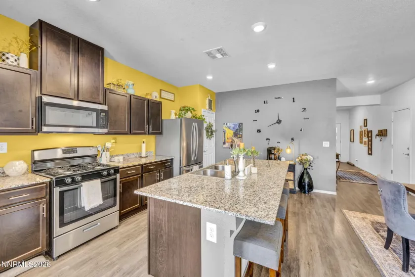 6738 Coyote Call, Sparks, Nevada 89436, 3 Bedrooms Bedrooms, ,2 BathroomsBathrooms,Residential,Residential,Coyote Call,0,260011267
