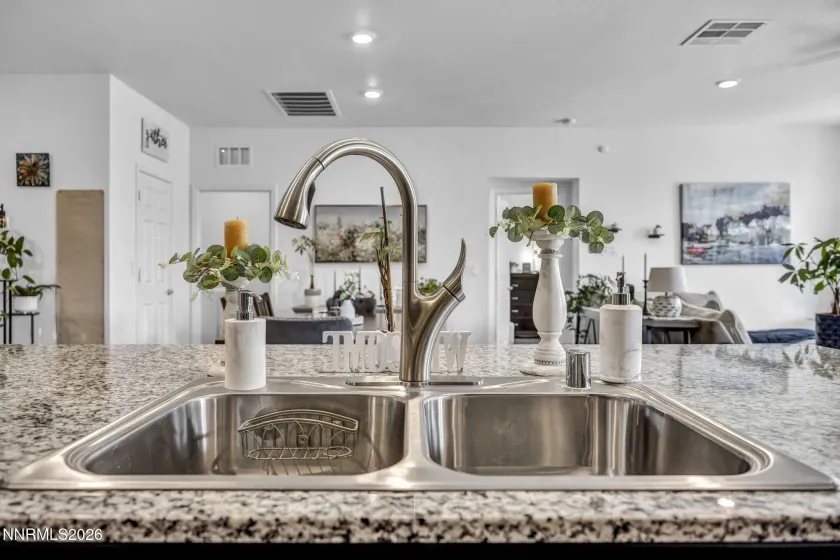 6738 Coyote Call, Sparks, Nevada 89436, 3 Bedrooms Bedrooms, ,2 BathroomsBathrooms,Residential,Residential,Coyote Call,0,260011267