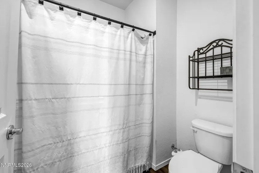 6738 Coyote Call, Sparks, Nevada 89436, 3 Bedrooms Bedrooms, ,2 BathroomsBathrooms,Residential,Residential,Coyote Call,0,260011267