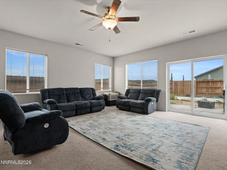 189 Walnut, Fernley, Nevada 89408, 4 Bedrooms Bedrooms, ,2 BathroomsBathrooms,Residential,Residential,Walnut,0,260011294