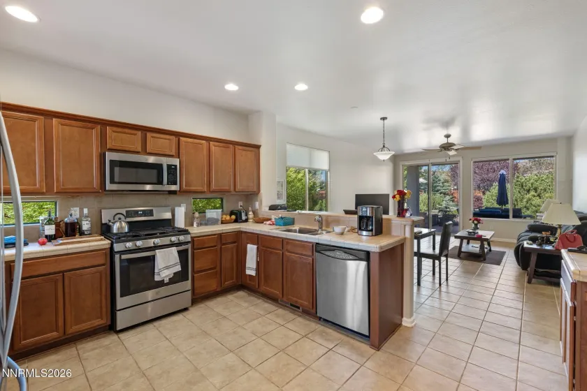 1620 Medolla, Sparks, Nevada 89434, 2 Bedrooms Bedrooms, ,2 BathroomsBathrooms,Residential,Residential,Medolla,0,260005804