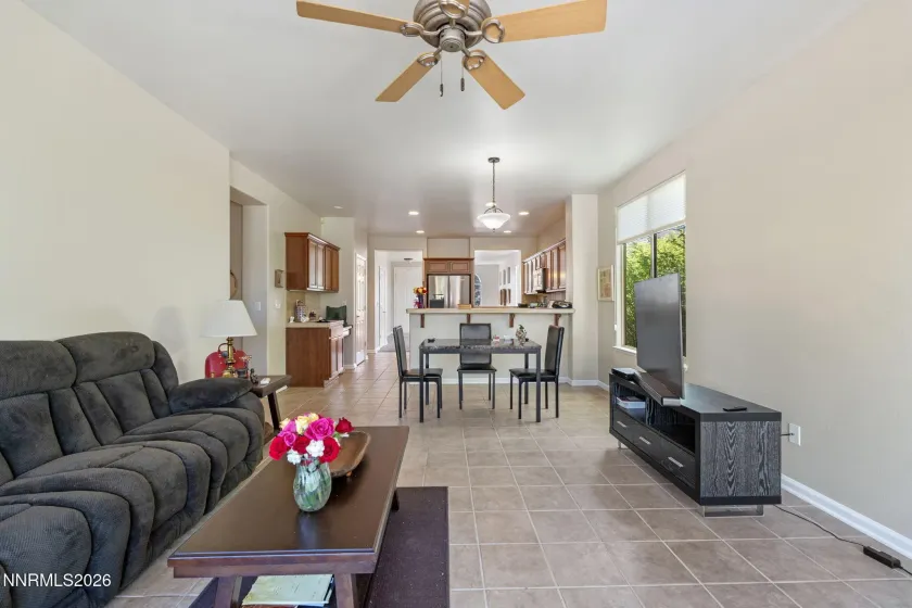 1620 Medolla, Sparks, Nevada 89434, 2 Bedrooms Bedrooms, ,2 BathroomsBathrooms,Residential,Residential,Medolla,0,260005804