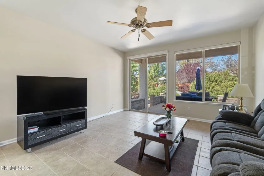 1620 Medolla, Sparks, Nevada 89434, 2 Bedrooms Bedrooms, ,2 BathroomsBathrooms,Residential,Residential,Medolla,0,260005804
