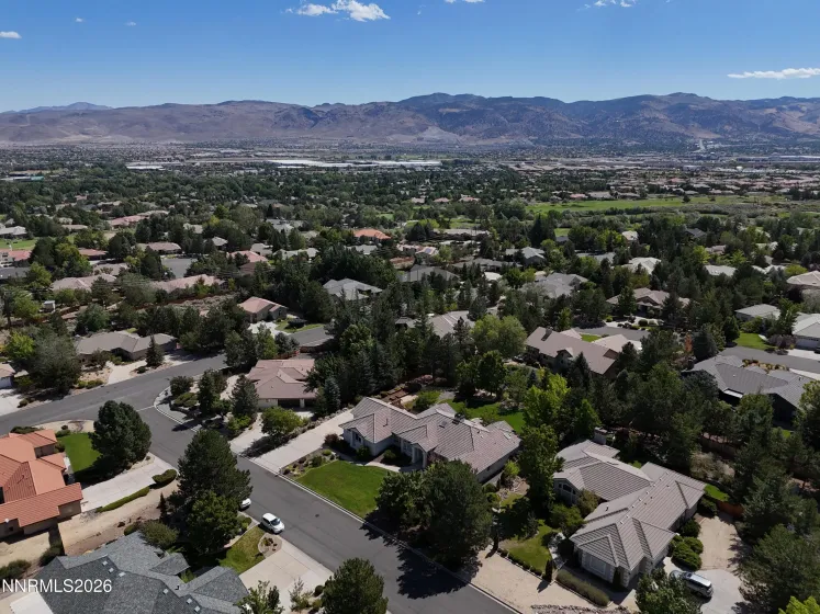 30 Ocelet, Reno, Nevada 89511, 3 Bedrooms Bedrooms, ,3 BathroomsBathrooms,Residential,Residential,Ocelet,0,260011295