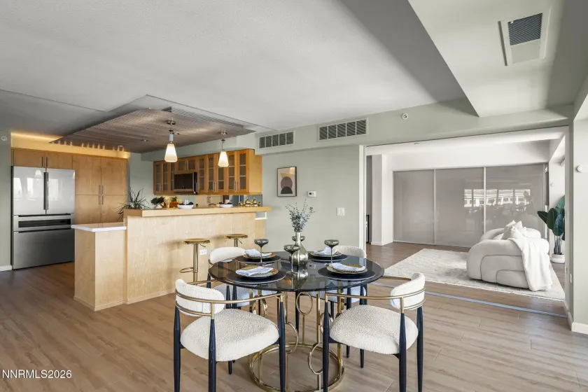 255 Sierra, Reno, Nevada 89501, 2 Bedrooms Bedrooms, ,3 BathroomsBathrooms,Residential,Residential,Sierra,0,260011296