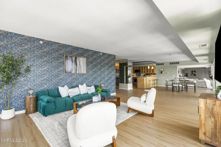 255 Sierra, Reno, Nevada 89501, 2 Bedrooms Bedrooms, ,3 BathroomsBathrooms,Residential,Residential,Sierra,0,260011296