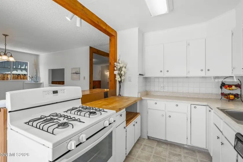455 Mc Lean, Sparks, Nevada 89431, 3 Bedrooms Bedrooms, ,2 BathroomsBathrooms,Residential,Residential,Mc Lean,0,260011299