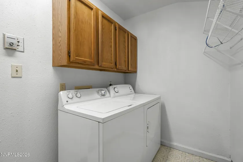 455 Mc Lean, Sparks, Nevada 89431, 3 Bedrooms Bedrooms, ,2 BathroomsBathrooms,Residential,Residential,Mc Lean,0,260011299