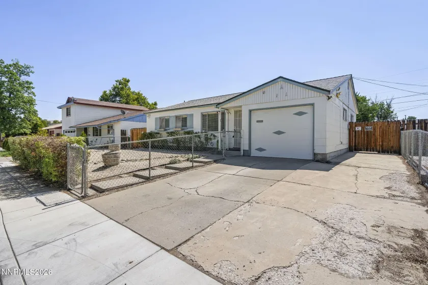 455 Mc Lean, Sparks, Nevada 89431, 3 Bedrooms Bedrooms, ,2 BathroomsBathrooms,Residential,Residential,Mc Lean,0,260011299