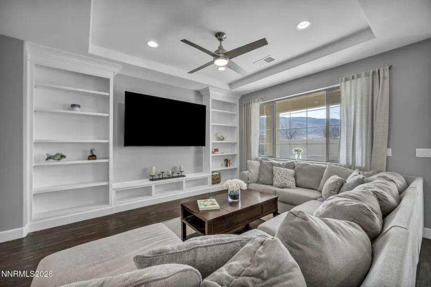 2426 Silver Maple, Reno, Nevada 89521, 3 Bedrooms Bedrooms, ,2 BathroomsBathrooms,Residential,Residential,Silver Maple,0,260011300