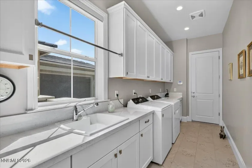 2317 Blushing Rock, Reno, Nevada 89521, 5 Bedrooms Bedrooms, ,4 BathroomsBathrooms,Residential,Residential,Blushing Rock,0,260011303