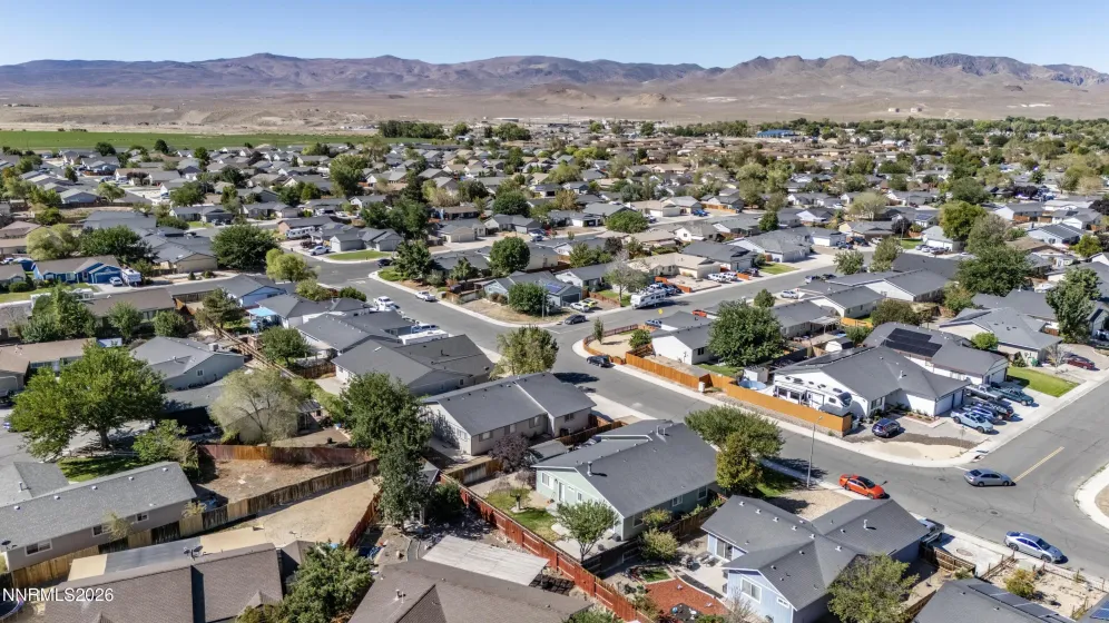 116 Michaelsen, Fernley, Nevada 89408, 3 Bedrooms Bedrooms, ,2 BathroomsBathrooms,Residential,Residential,Michaelsen,0,260011308