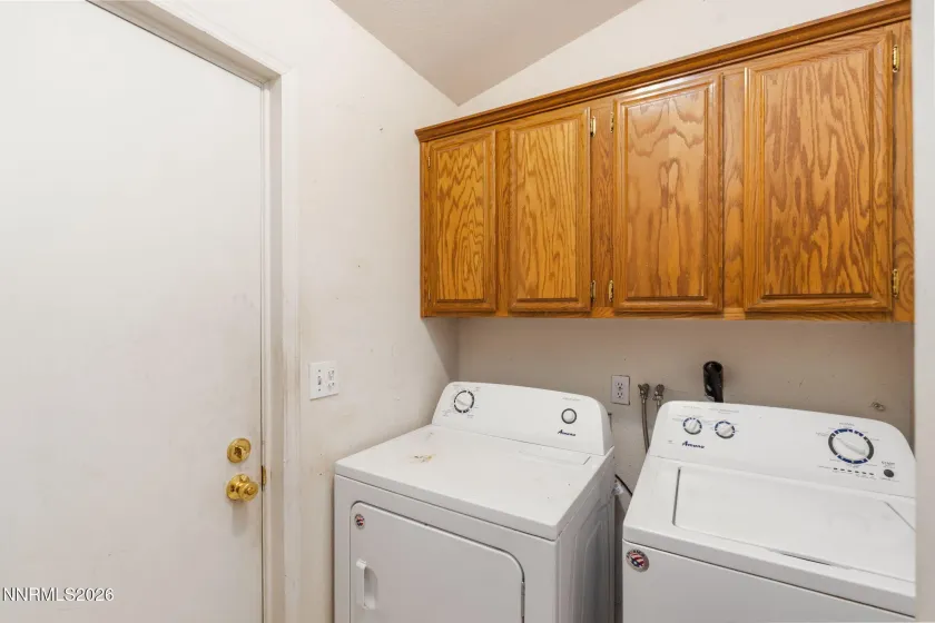 310 Cinch, Reno, Nevada 89508, 3 Bedrooms Bedrooms, ,2 BathroomsBathrooms,Residential,Residential,Cinch,0,260011311