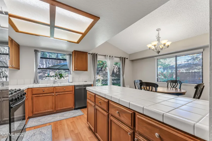 1865 Amarak, Reno, Nevada 89523, 3 Bedrooms Bedrooms, ,2 BathroomsBathrooms,Residential,Residential,Amarak,0,260011313