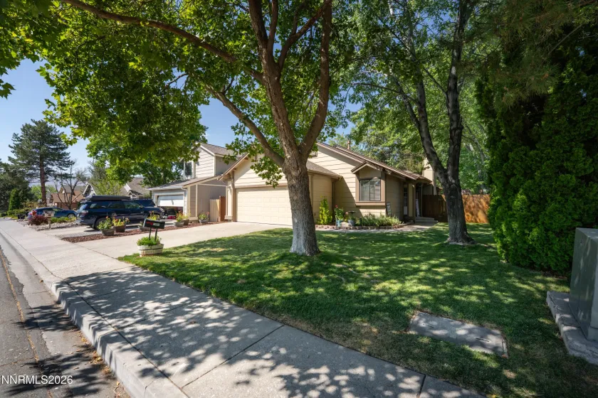 1865 Amarak, Reno, Nevada 89523, 3 Bedrooms Bedrooms, ,2 BathroomsBathrooms,Residential,Residential,Amarak,0,260011313