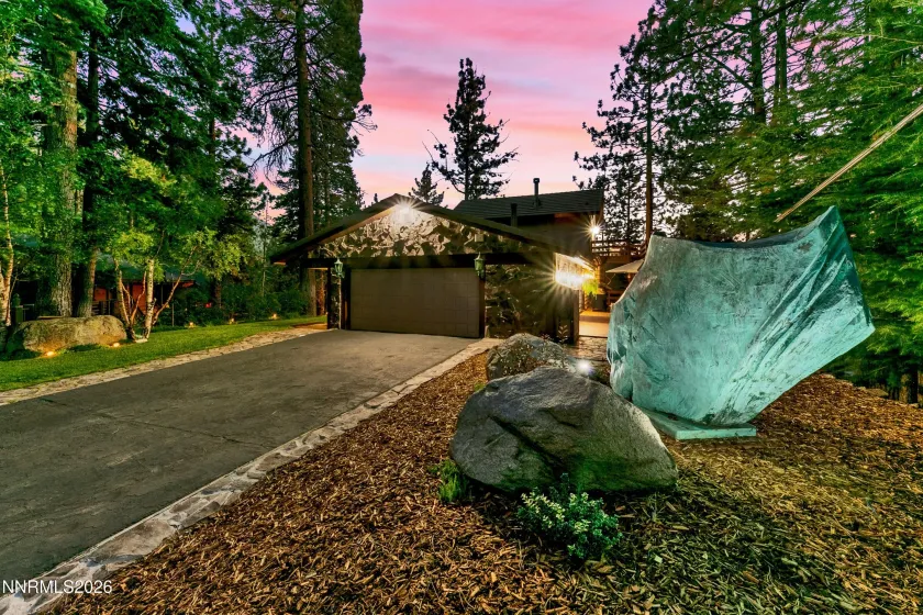 164 Glen, Stateline, Nevada 89449, 4 Bedrooms Bedrooms, ,5 BathroomsBathrooms,Residential,Residential,Glen,0,260011319
