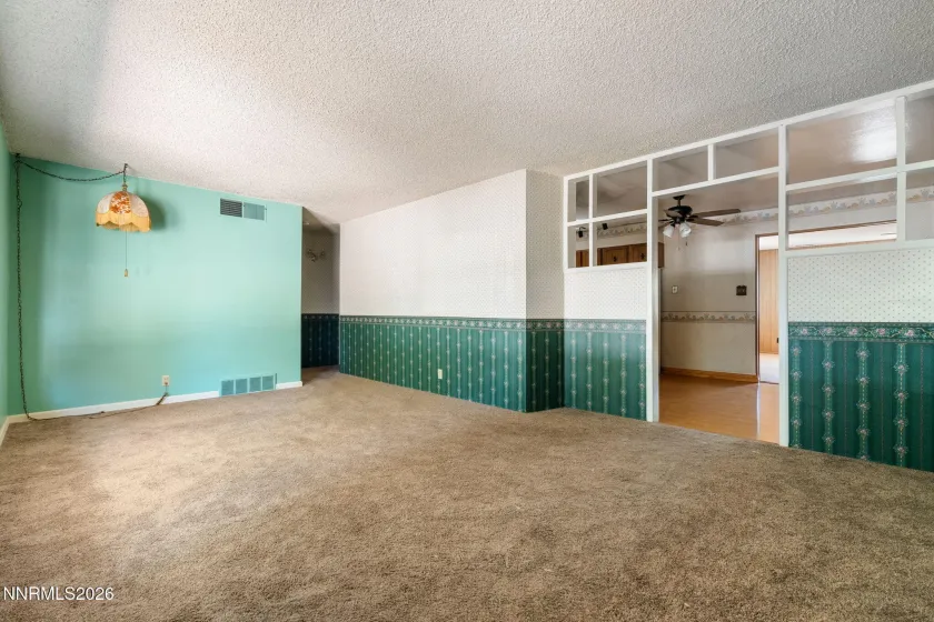 313 Greenbrae, Sparks, Nevada 89431, 3 Bedrooms Bedrooms, ,2 BathroomsBathrooms,Residential,Residential,Greenbrae,0,260011325