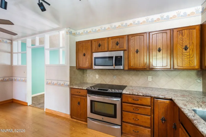 313 Greenbrae, Sparks, Nevada 89431, 3 Bedrooms Bedrooms, ,2 BathroomsBathrooms,Residential,Residential,Greenbrae,0,260011325