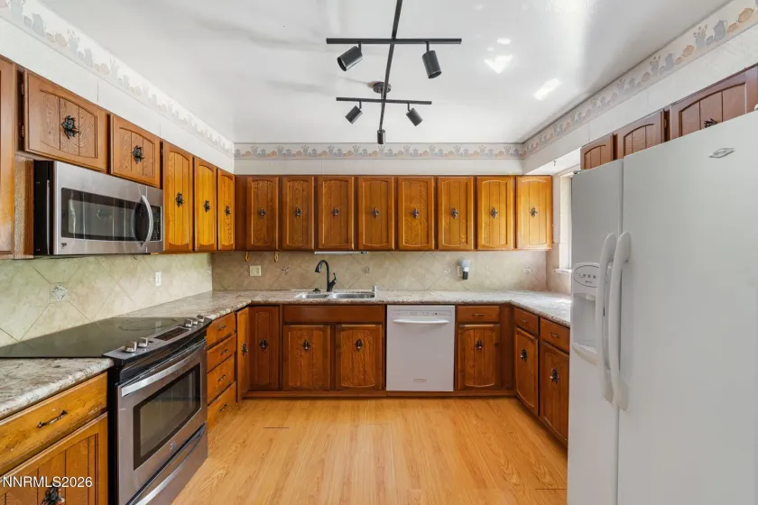 313 Greenbrae, Sparks, Nevada 89431, 3 Bedrooms Bedrooms, ,2 BathroomsBathrooms,Residential,Residential,Greenbrae,0,260011325