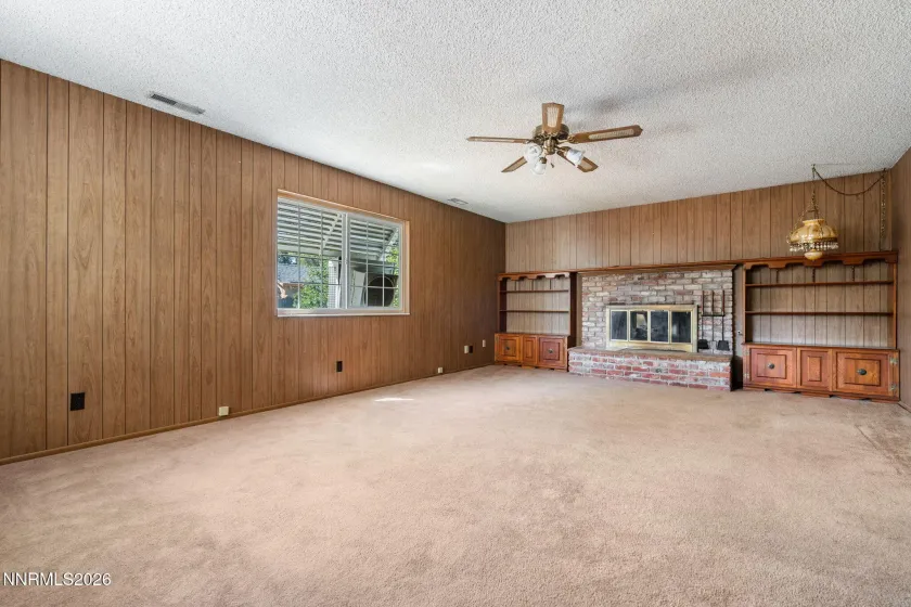 313 Greenbrae, Sparks, Nevada 89431, 3 Bedrooms Bedrooms, ,2 BathroomsBathrooms,Residential,Residential,Greenbrae,0,260011325
