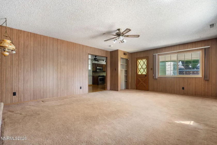 313 Greenbrae, Sparks, Nevada 89431, 3 Bedrooms Bedrooms, ,2 BathroomsBathrooms,Residential,Residential,Greenbrae,0,260011325