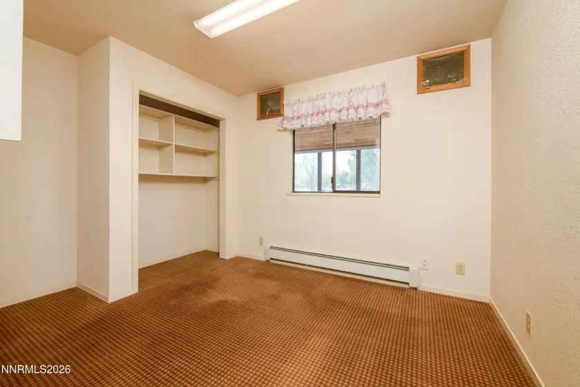 1410 Moody, Fallon, Nevada 89406, 3 Bedrooms Bedrooms, ,2 BathroomsBathrooms,Residential,Residential,Moody,0,260011330