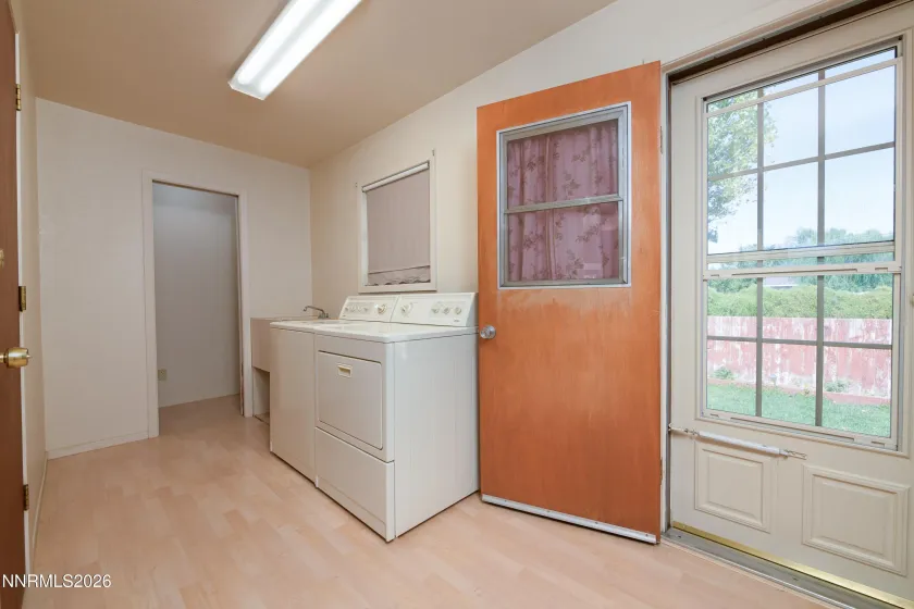 1410 Moody, Fallon, Nevada 89406, 3 Bedrooms Bedrooms, ,2 BathroomsBathrooms,Residential,Residential,Moody,0,260011330