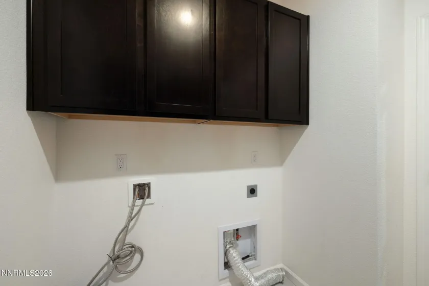 508 Cardiff, Sparks, Nevada 89441, 3 Bedrooms Bedrooms, ,2 BathroomsBathrooms,Residential,Residential,Cardiff,0,260011333