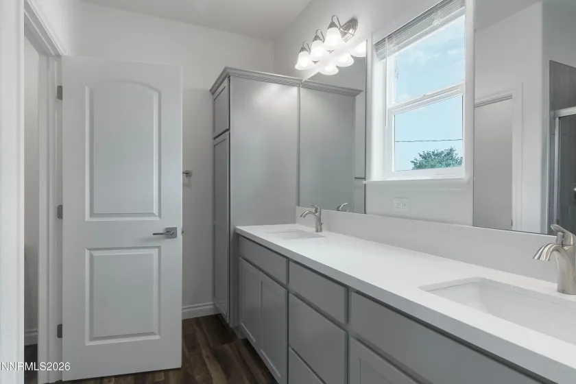 4036 Cold Springs, Reno, Nevada 89508, 4 Bedrooms Bedrooms, ,3 BathroomsBathrooms,Residential,Residential,Cold Springs,0,260011334