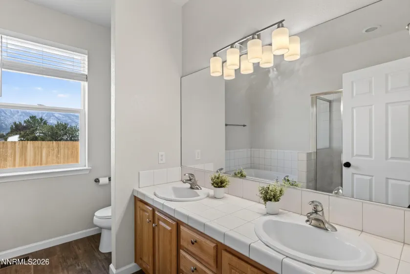1379 Bumblebee, Gardnerville, Nevada 89460, 3 Bedrooms Bedrooms, ,2 BathroomsBathrooms,Residential,Residential,Bumblebee,0,260011335
