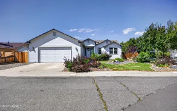 1379 Bumblebee, Gardnerville, Nevada 89460, 3 Bedrooms Bedrooms, ,2 BathroomsBathrooms,Residential,Residential,Bumblebee,0,260011335