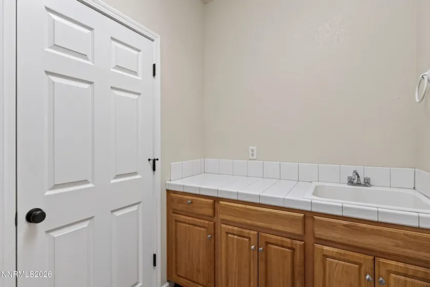 1379 Bumblebee, Gardnerville, Nevada 89460, 3 Bedrooms Bedrooms, ,2 BathroomsBathrooms,Residential,Residential,Bumblebee,0,260011335