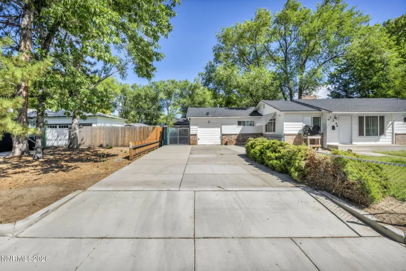 724 5th, Carson City, Nevada 89703, 3 Bedrooms Bedrooms, ,2 BathroomsBathrooms,Residential,Residential,5th,0,260011337