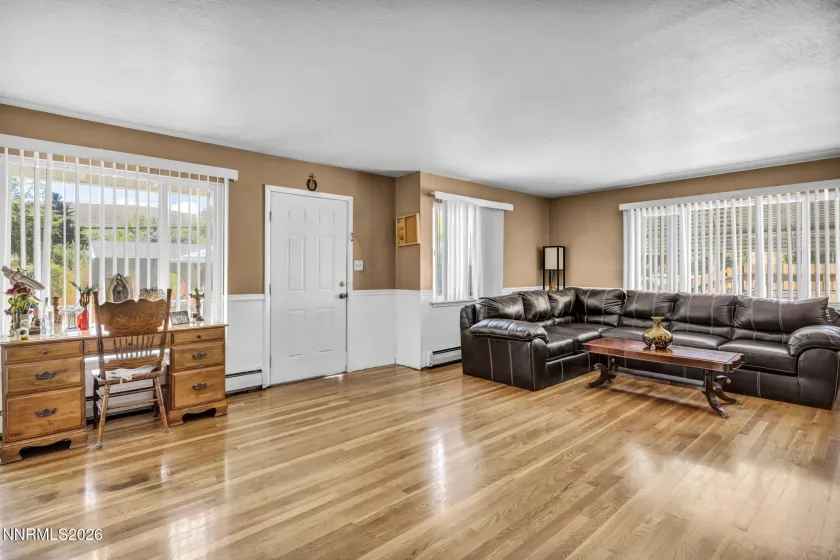 724 5th, Carson City, Nevada 89703, 3 Bedrooms Bedrooms, ,2 BathroomsBathrooms,Residential,Residential,5th,0,260011337