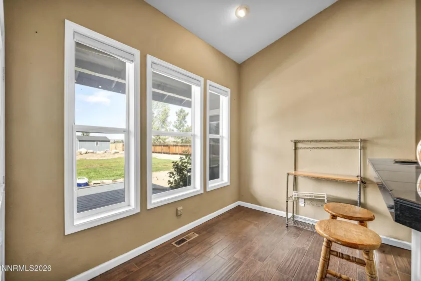 1140 Country Club, Minden, Nevada 89423, 5 Bedrooms Bedrooms, ,4 BathroomsBathrooms,Residential,Residential,Country Club,0,260011345