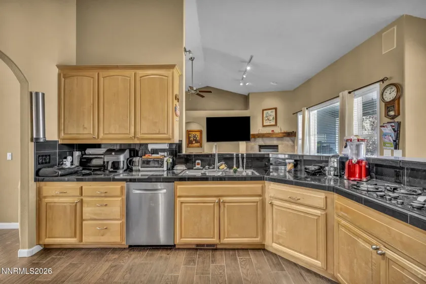 1140 Country Club, Minden, Nevada 89423, 5 Bedrooms Bedrooms, ,4 BathroomsBathrooms,Residential,Residential,Country Club,0,260011345