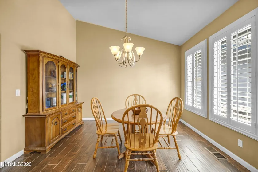1140 Country Club, Minden, Nevada 89423, 5 Bedrooms Bedrooms, ,4 BathroomsBathrooms,Residential,Residential,Country Club,0,260011345