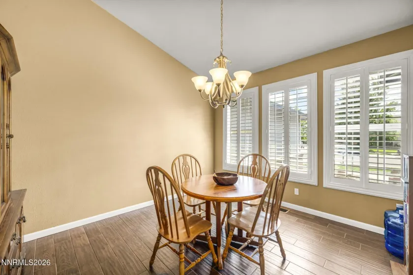 1140 Country Club, Minden, Nevada 89423, 5 Bedrooms Bedrooms, ,4 BathroomsBathrooms,Residential,Residential,Country Club,0,260011345