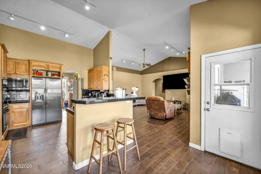 1140 Country Club, Minden, Nevada 89423, 5 Bedrooms Bedrooms, ,4 BathroomsBathrooms,Residential,Residential,Country Club,0,260011345