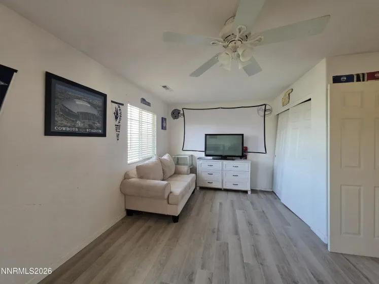 9950 Moondust, Reno, Nevada 89506, 4 Bedrooms Bedrooms, ,3 BathroomsBathrooms,Residential,Residential,Moondust,0,260011347