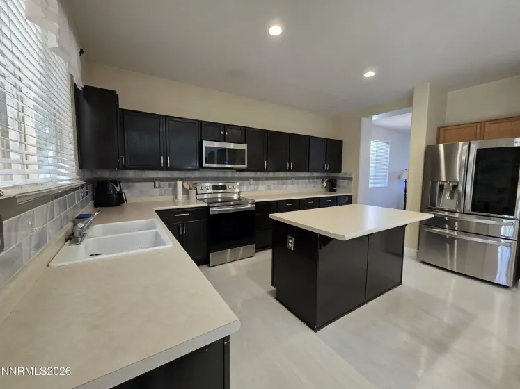 9950 Moondust, Reno, Nevada 89506, 4 Bedrooms Bedrooms, ,3 BathroomsBathrooms,Residential,Residential,Moondust,0,260011347