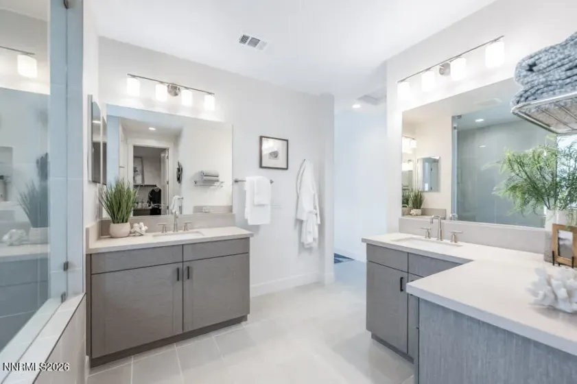 5545 Western Rider, Reno, Nevada 89511, 3 Bedrooms Bedrooms, ,4 BathroomsBathrooms,Residential,Residential,Western Rider,0,260011376