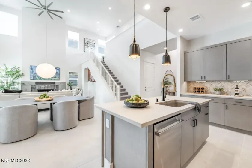 5545 Western Rider, Reno, Nevada 89511, 3 Bedrooms Bedrooms, ,4 BathroomsBathrooms,Residential,Residential,Western Rider,0,260011376